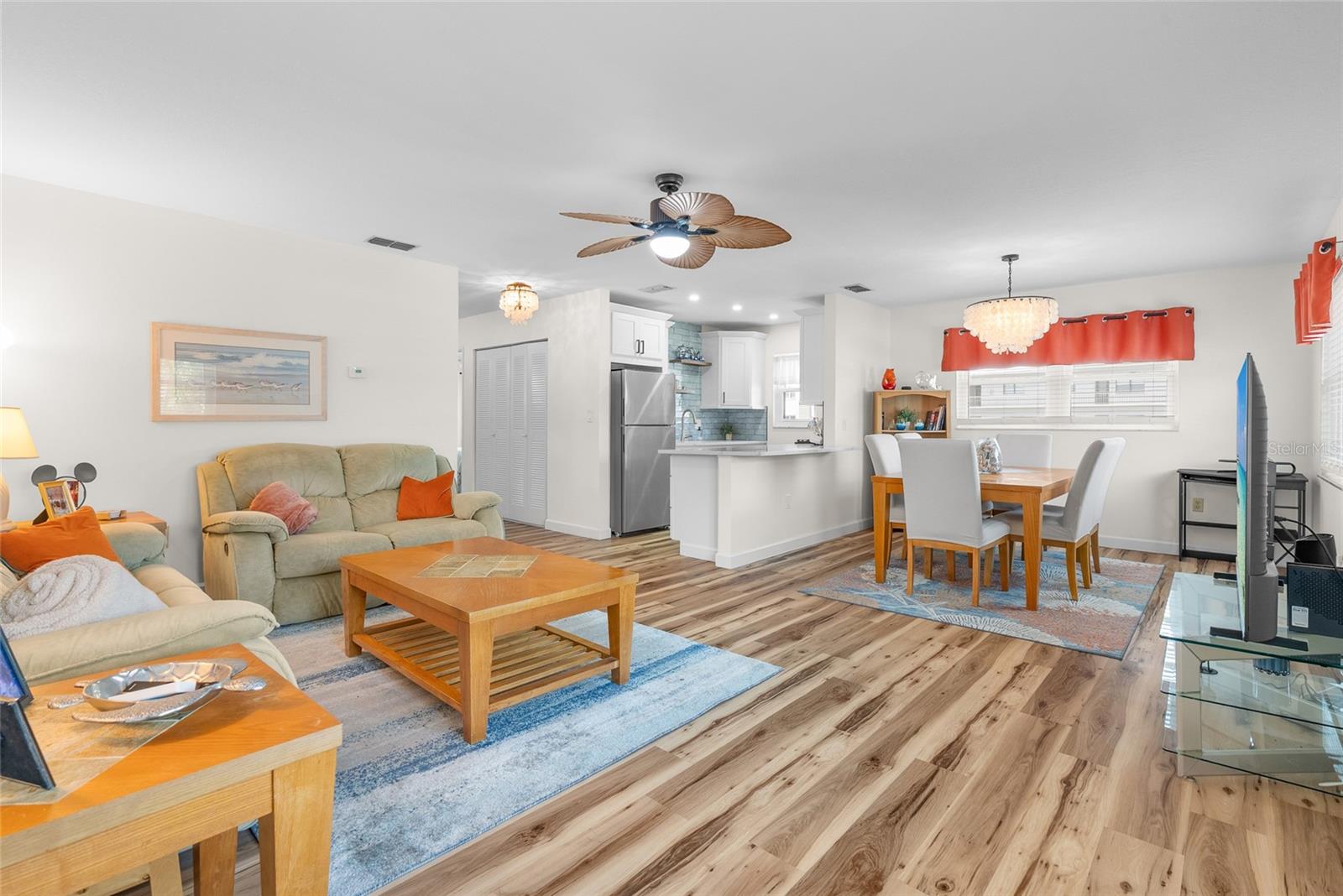 5967 TERRACE PARK DR N #201, ST PETERSBURG, FL, 33709
