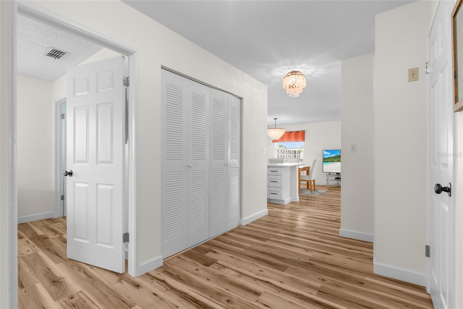 5967 TERRACE PARK DR N #201, ST PETERSBURG, FL, 33709