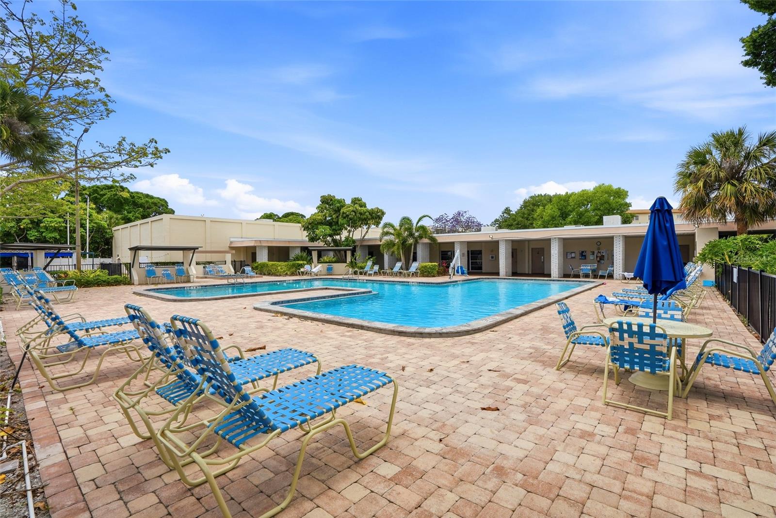 5967 TERRACE PARK DR N #201, ST PETERSBURG, FL, 33709