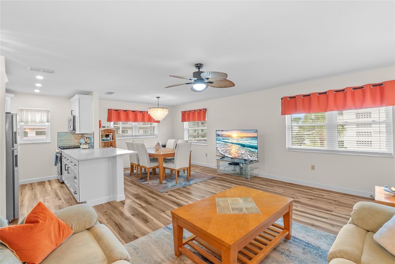 5967 TERRACE PARK DR N #201, ST PETERSBURG, FL, 33709