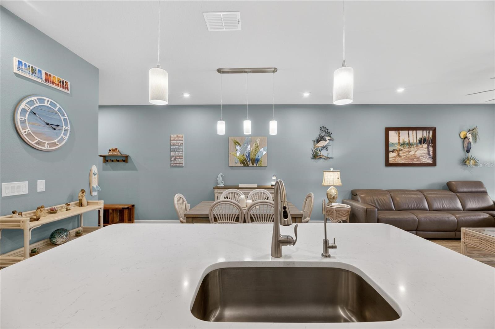 3766 LAUGHING DOVE AVE, SUN CITY CENTER, FL, 33573