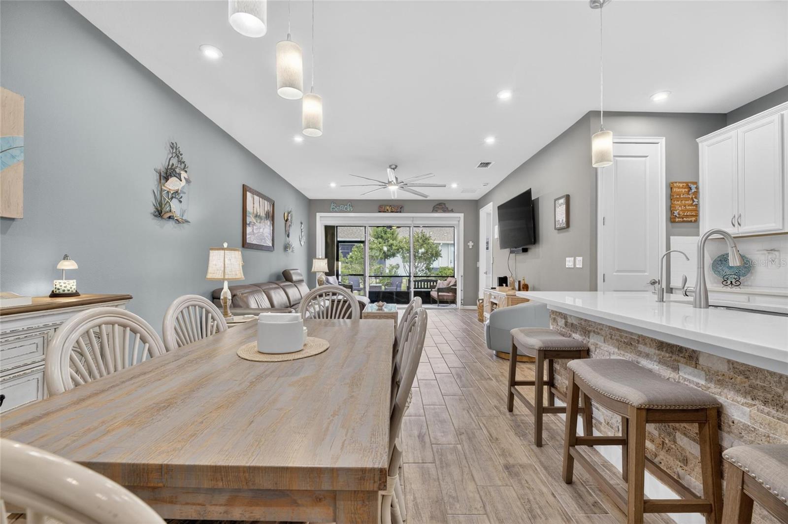 3766 LAUGHING DOVE AVE, SUN CITY CENTER, FL, 33573