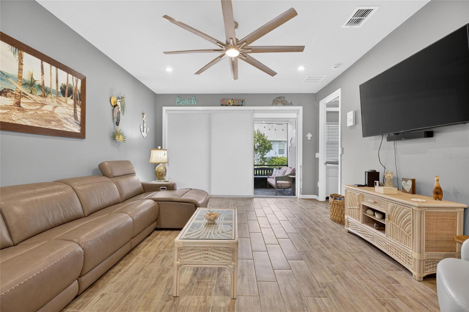 3766 LAUGHING DOVE AVE, SUN CITY CENTER, FL, 33573