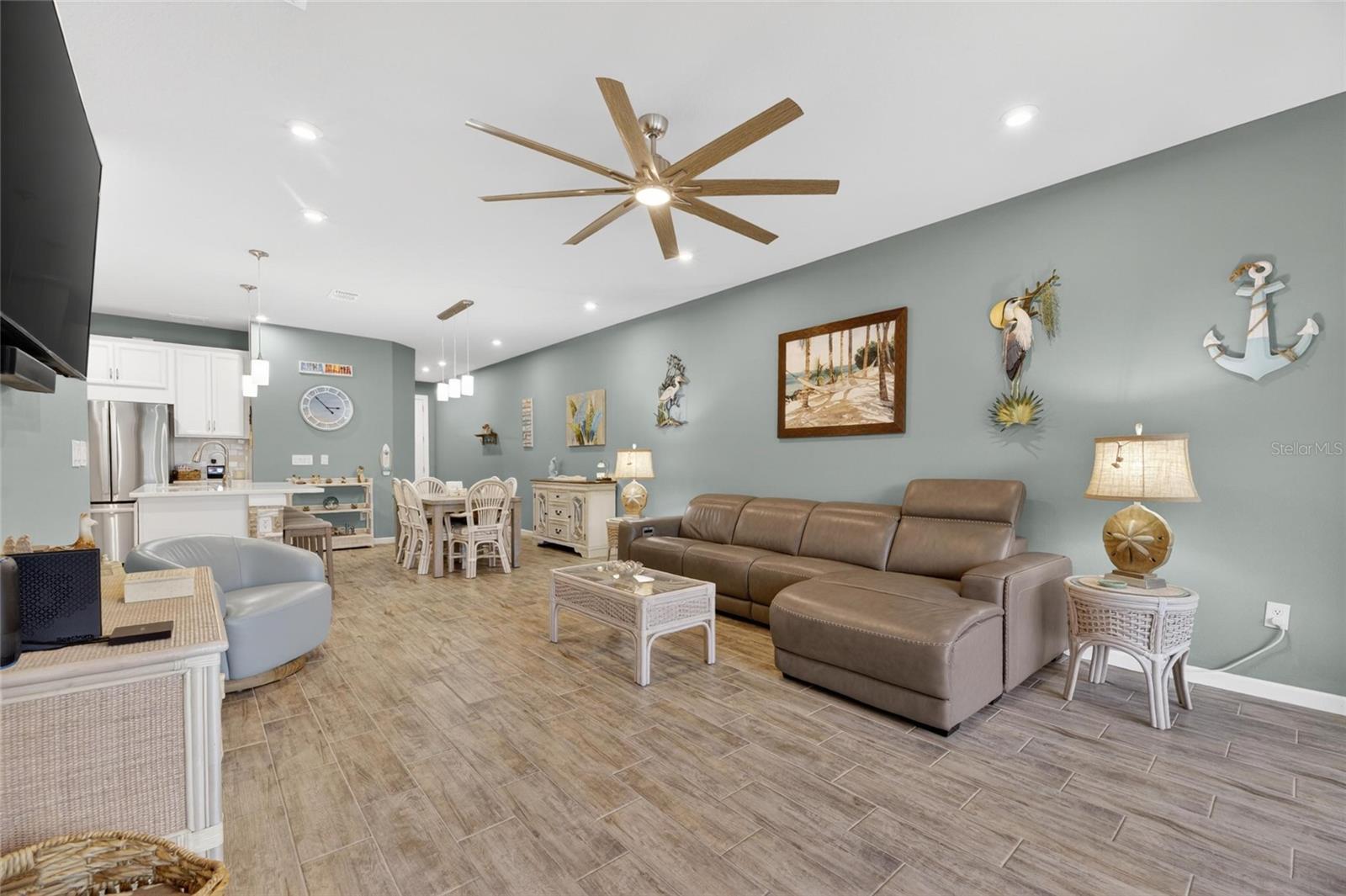 3766 LAUGHING DOVE AVE, SUN CITY CENTER, FL, 33573