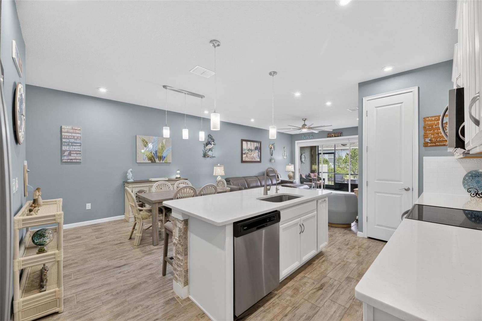 3766 LAUGHING DOVE AVE, SUN CITY CENTER, FL, 33573