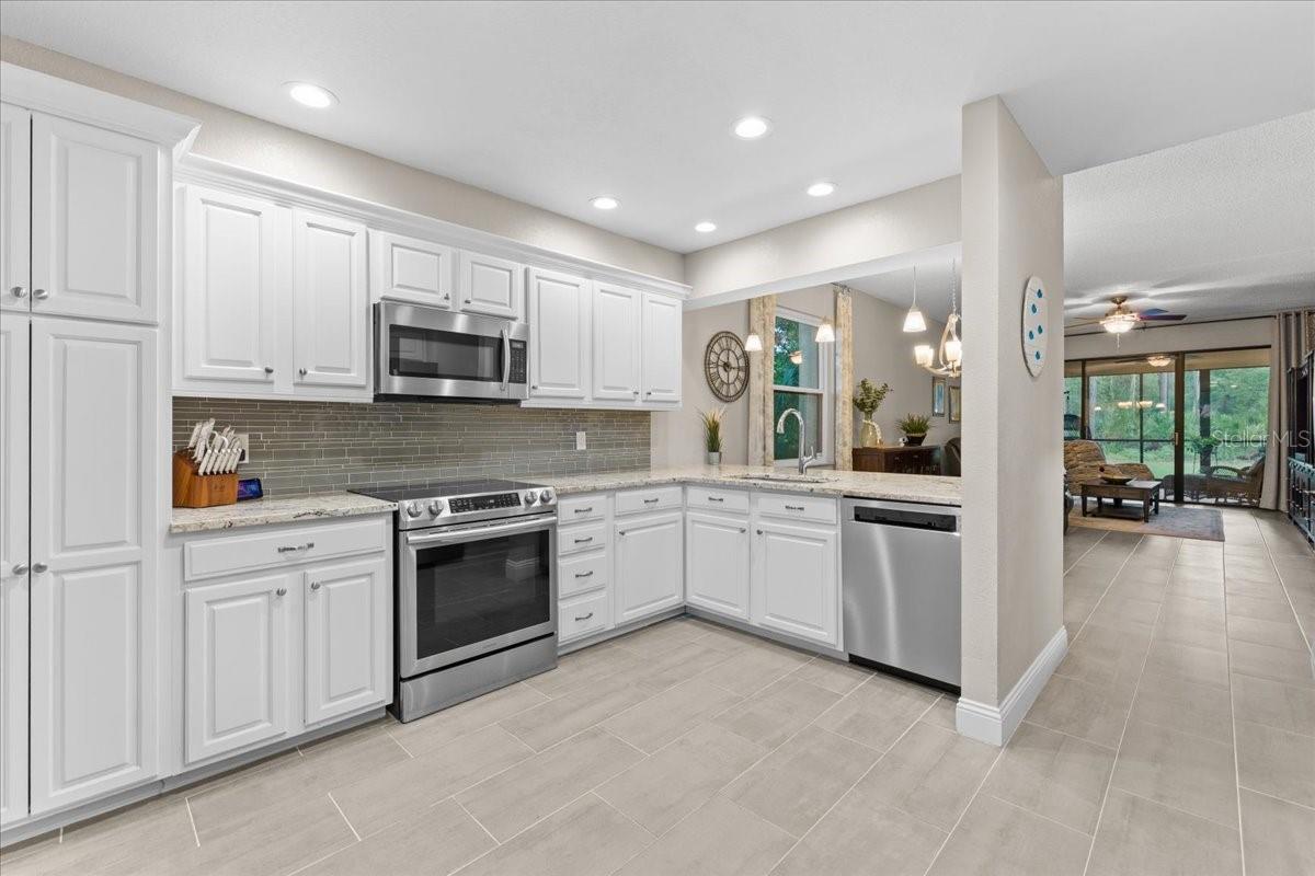 10 SHAMROCK WAY #10, OLDSMAR, FL, 34677