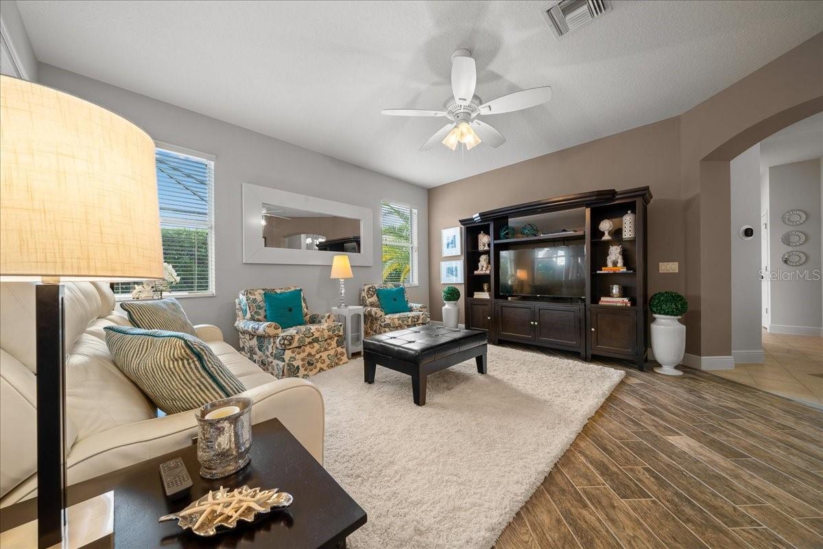 1606 SNELLING AVE, THE VILLAGES, FL, 32162