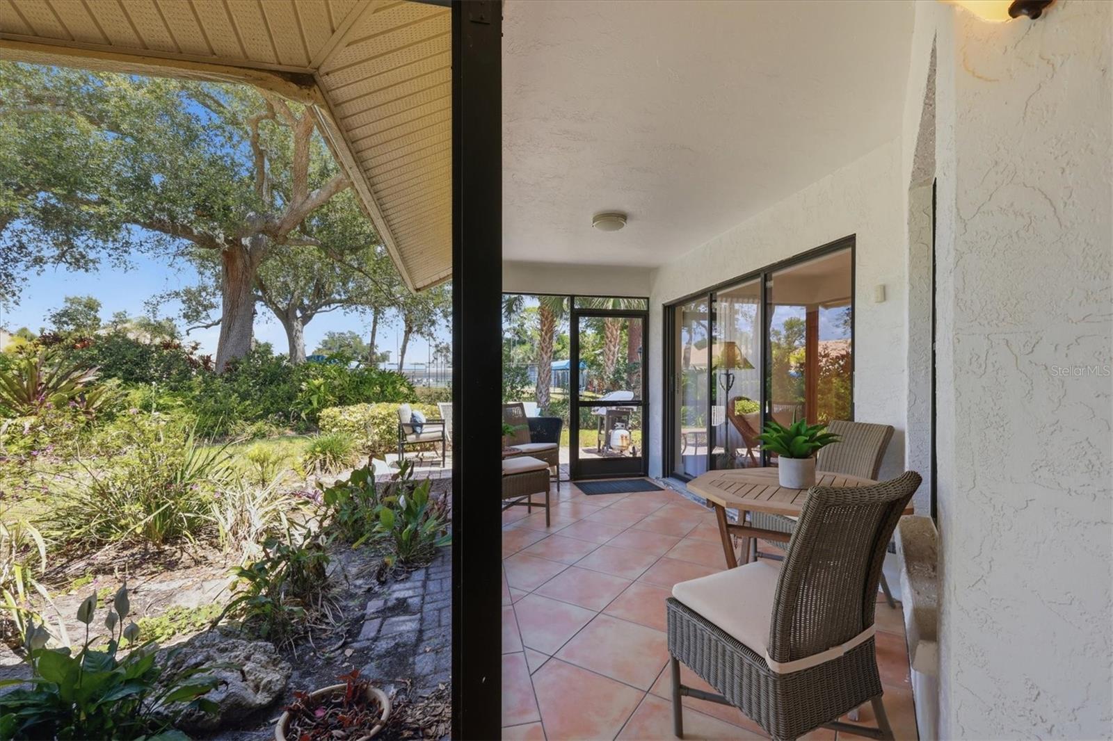 216 CARRIAGE HOUSE LN #216, NOKOMIS, FL, 34275