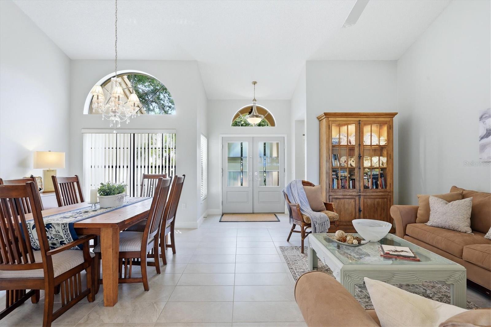 216 CARRIAGE HOUSE LN #216, NOKOMIS, FL, 34275