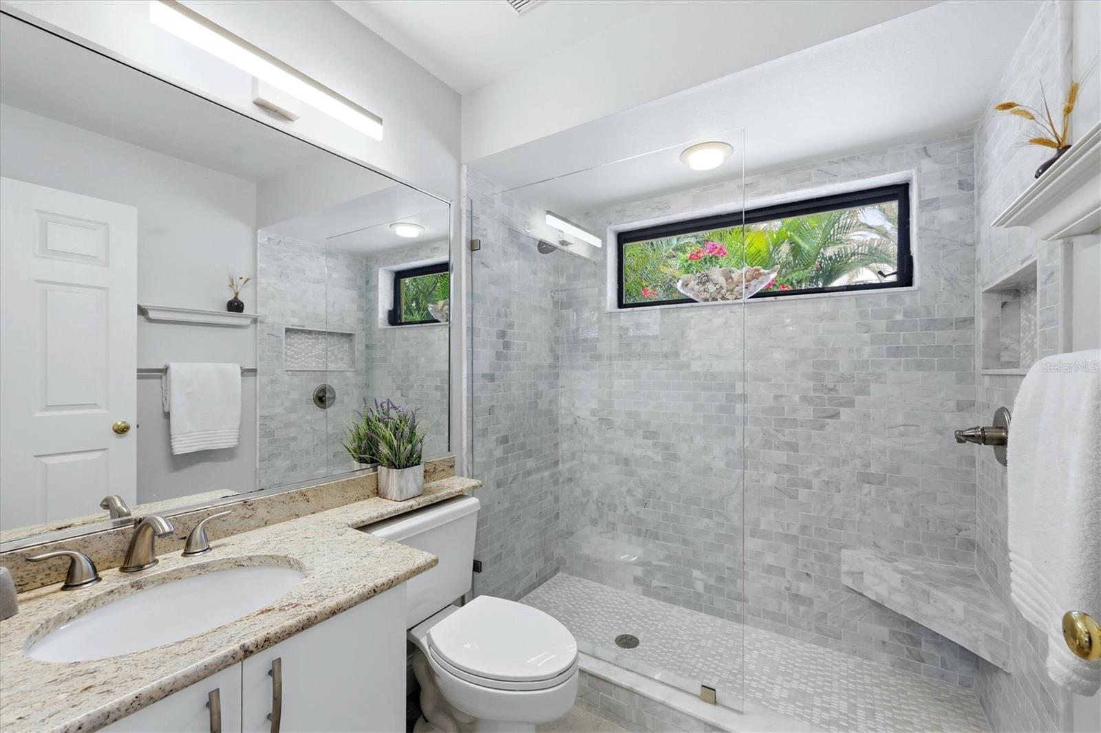 216 CARRIAGE HOUSE LN #216, NOKOMIS, FL, 34275