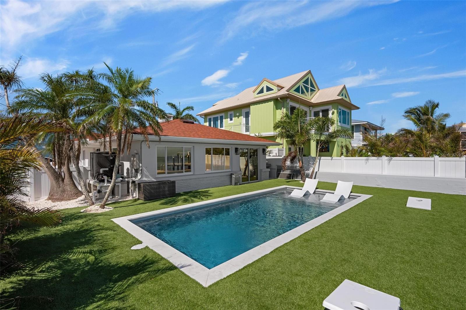 118 9TH ST N, BRADENTON BEACH, FL, 34217