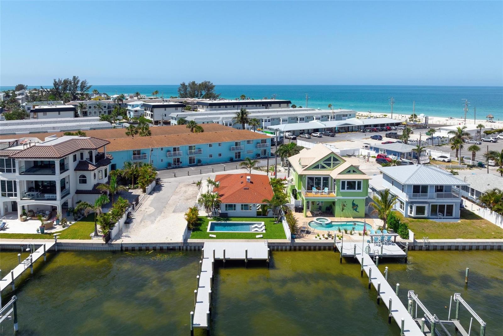 118 9TH ST N, BRADENTON BEACH, FL, 34217