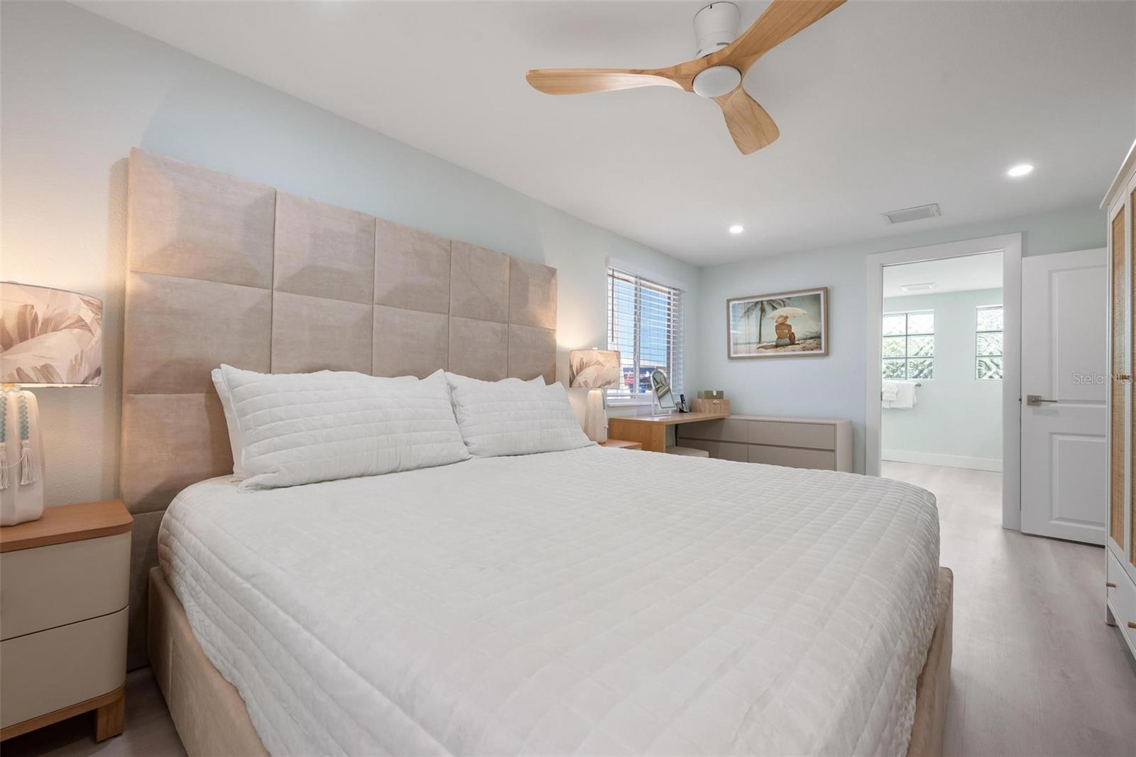 118 9TH ST N, BRADENTON BEACH, FL, 34217
