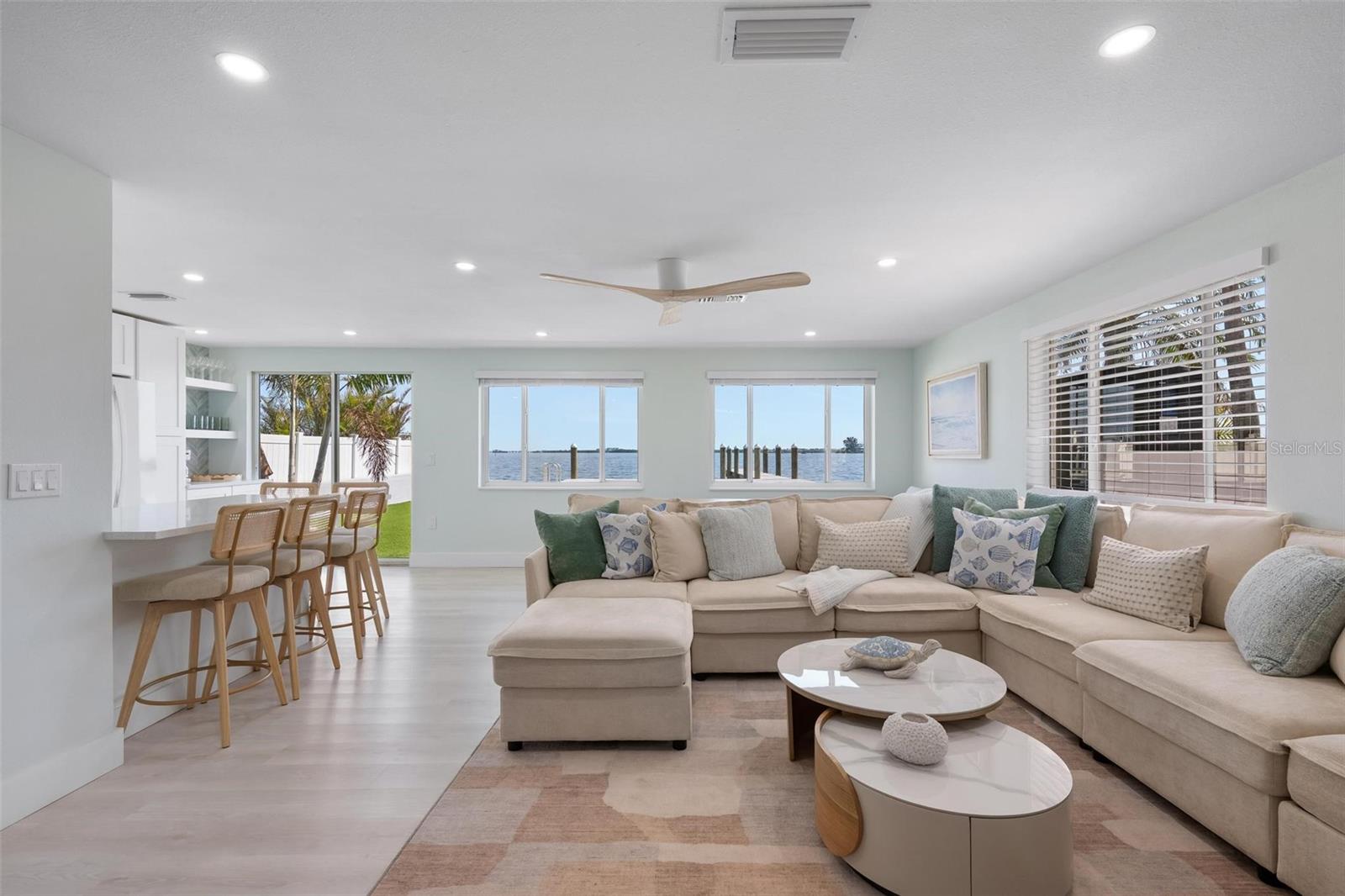 118 9TH ST N, BRADENTON BEACH, FL, 34217