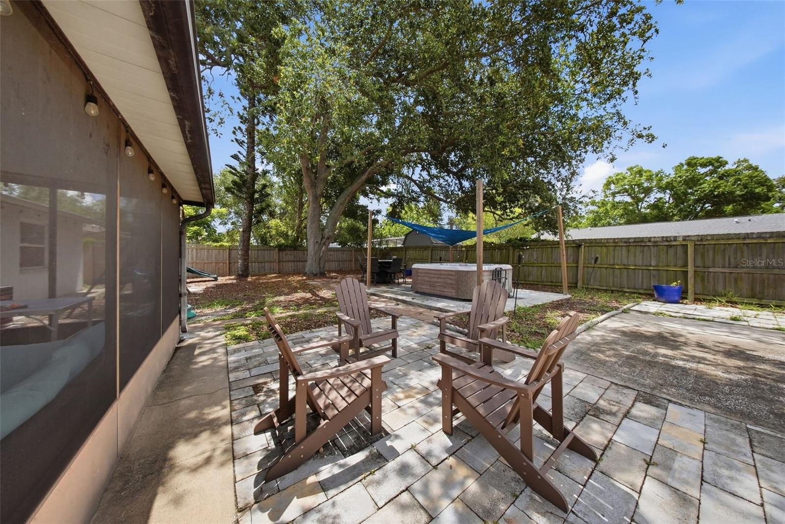 7976 SHADOW RUN DR, LARGO, FL, 33773