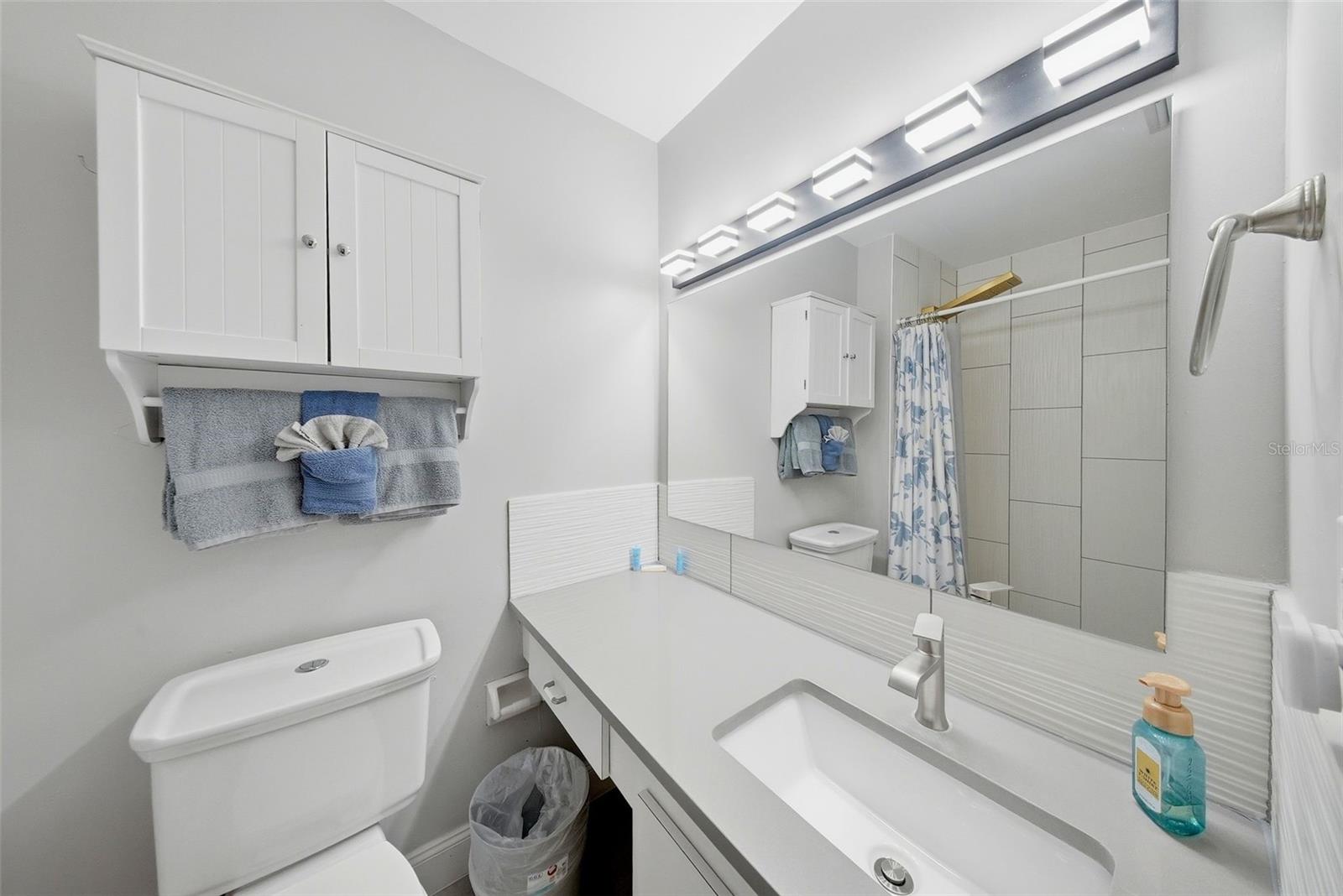 7976 SHADOW RUN DR, LARGO, FL, 33773