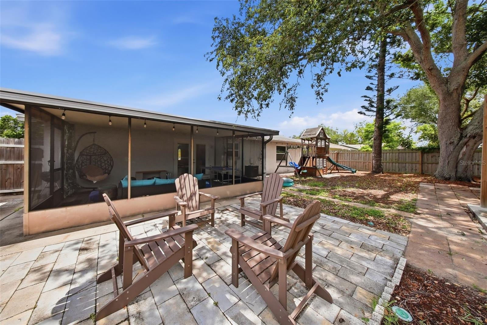 7976 SHADOW RUN DR, LARGO, FL, 33773
