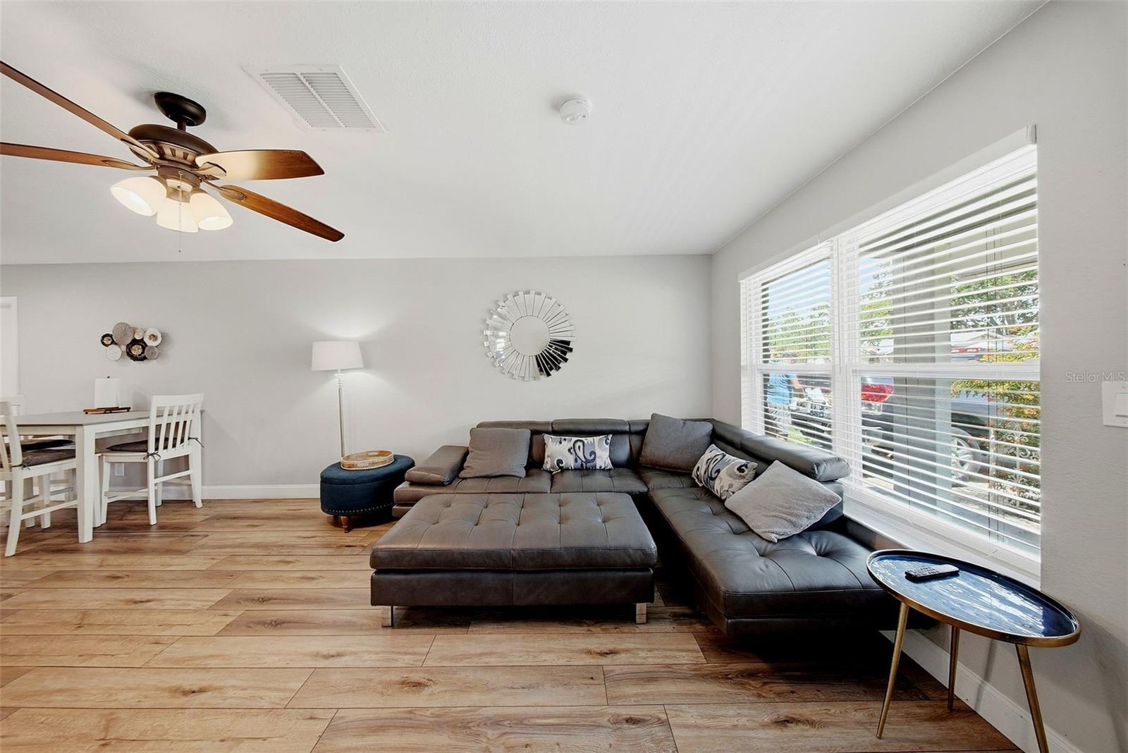 7976 SHADOW RUN DR, LARGO, FL, 33773