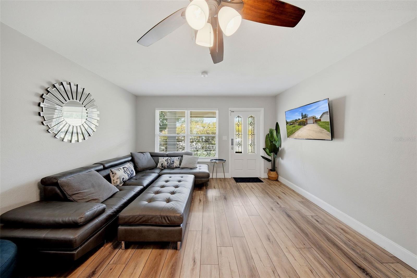 7976 SHADOW RUN DR, LARGO, FL, 33773