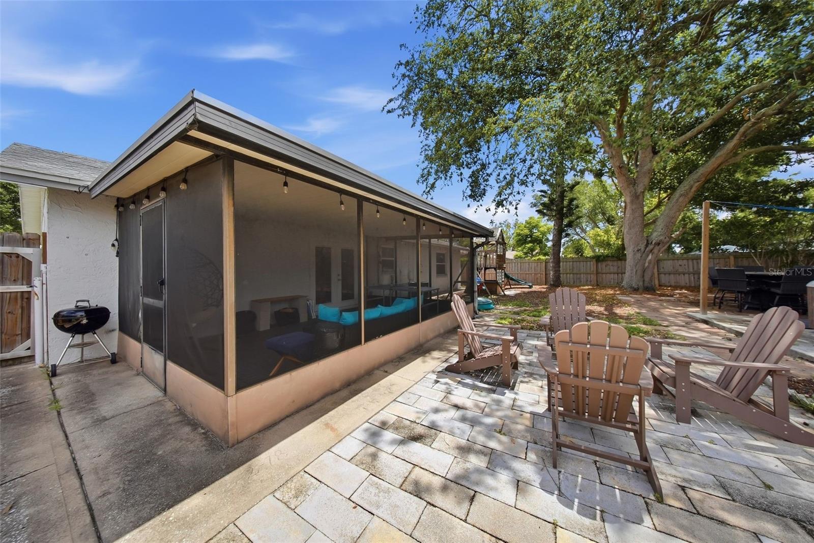 7976 SHADOW RUN DR, LARGO, FL, 33773