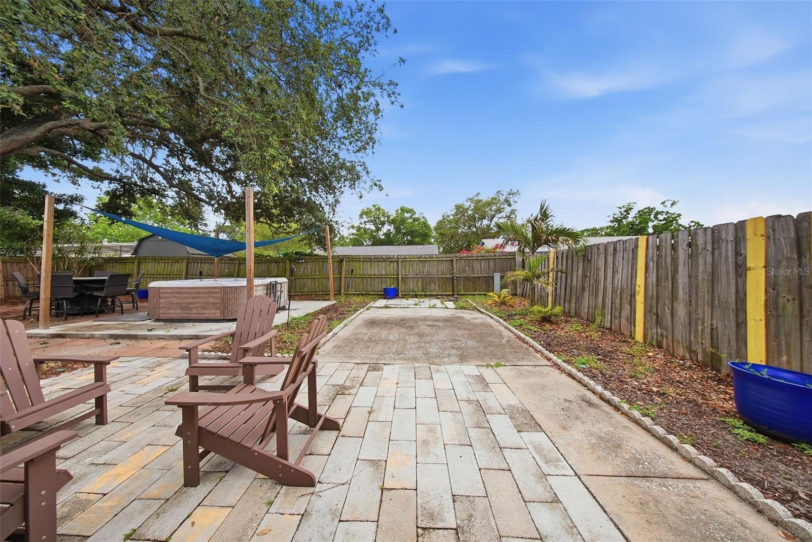 7976 SHADOW RUN DR, LARGO, FL, 33773