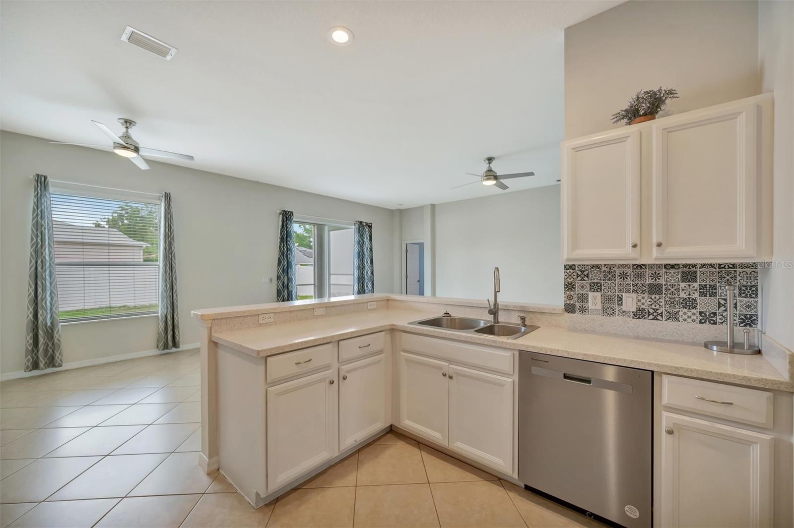 4802 BOOKELIA CIR, BRADENTON, FL, 34203