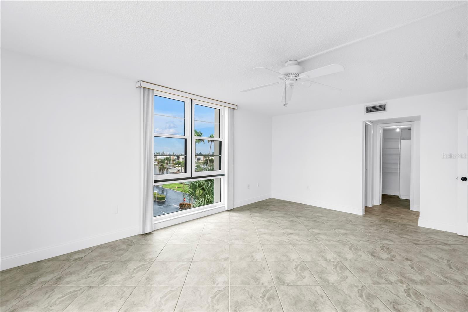 7700 SUN ISLAND DR S #401, SOUTH PASADENA, FL, 33707