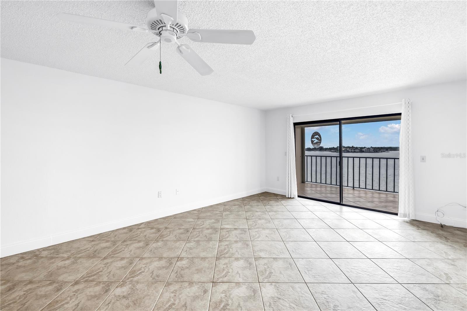 7700 SUN ISLAND DR S #401, SOUTH PASADENA, FL, 33707