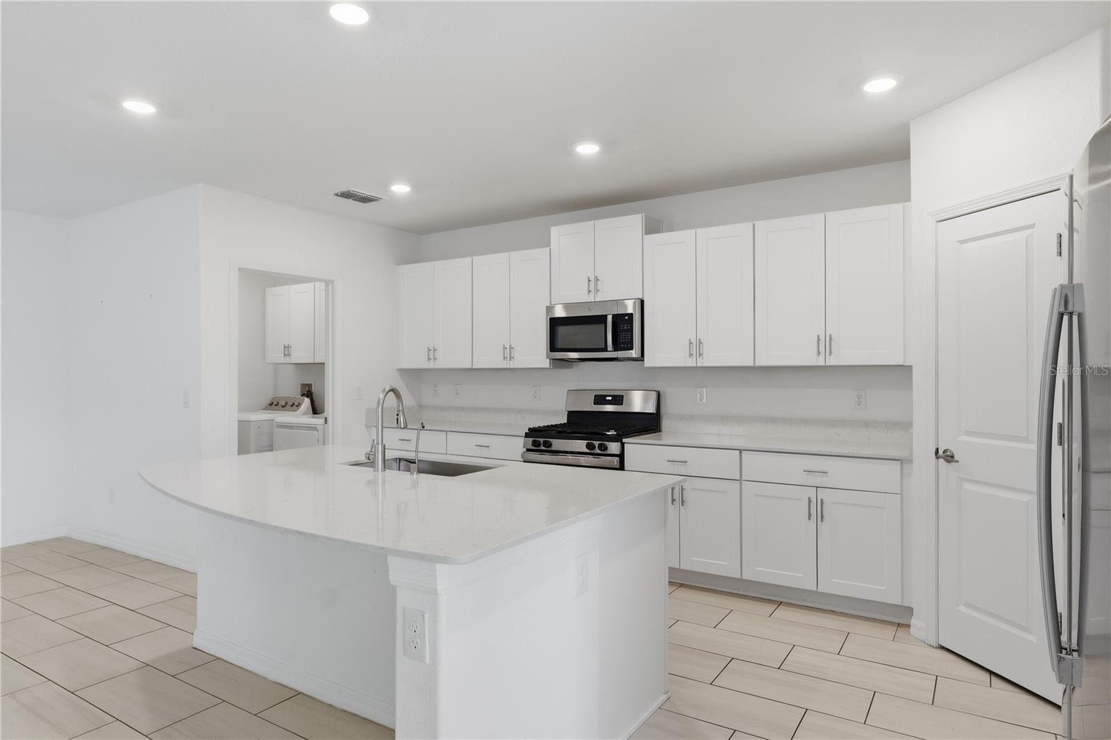 22279 STORYBOOK CABIN WAY, LAND O LAKES, FL, 34637