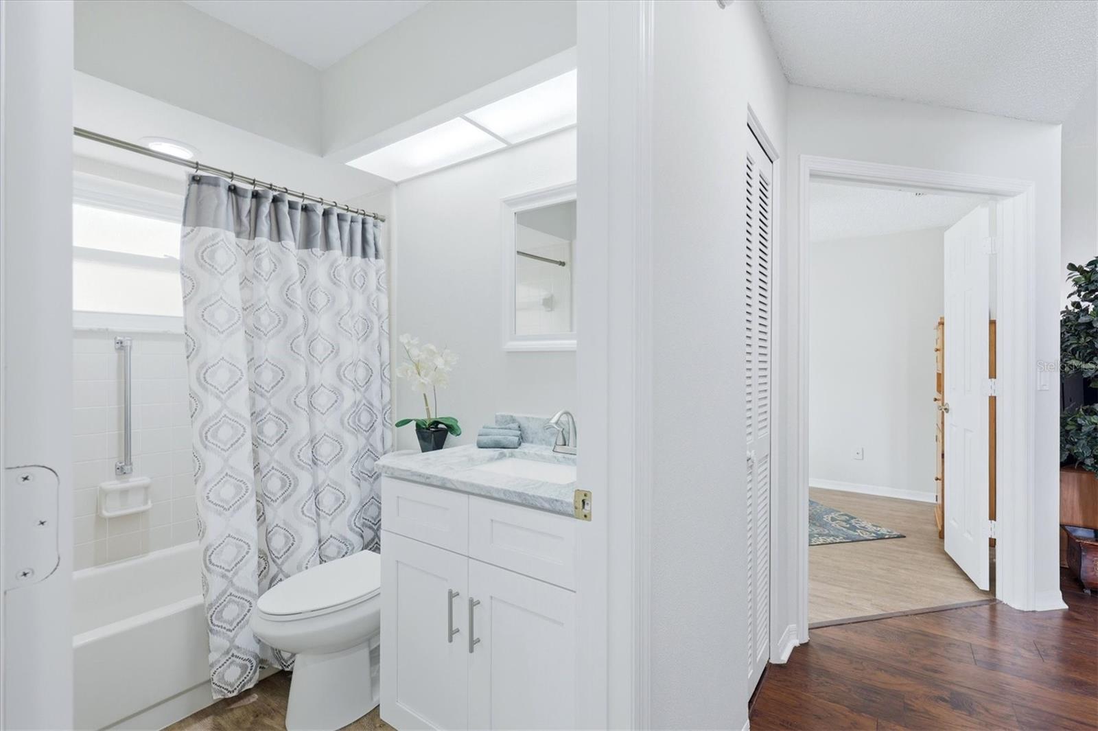 1834 E DEL WEBB BLVD, SUN CITY CENTER, FL, 33573