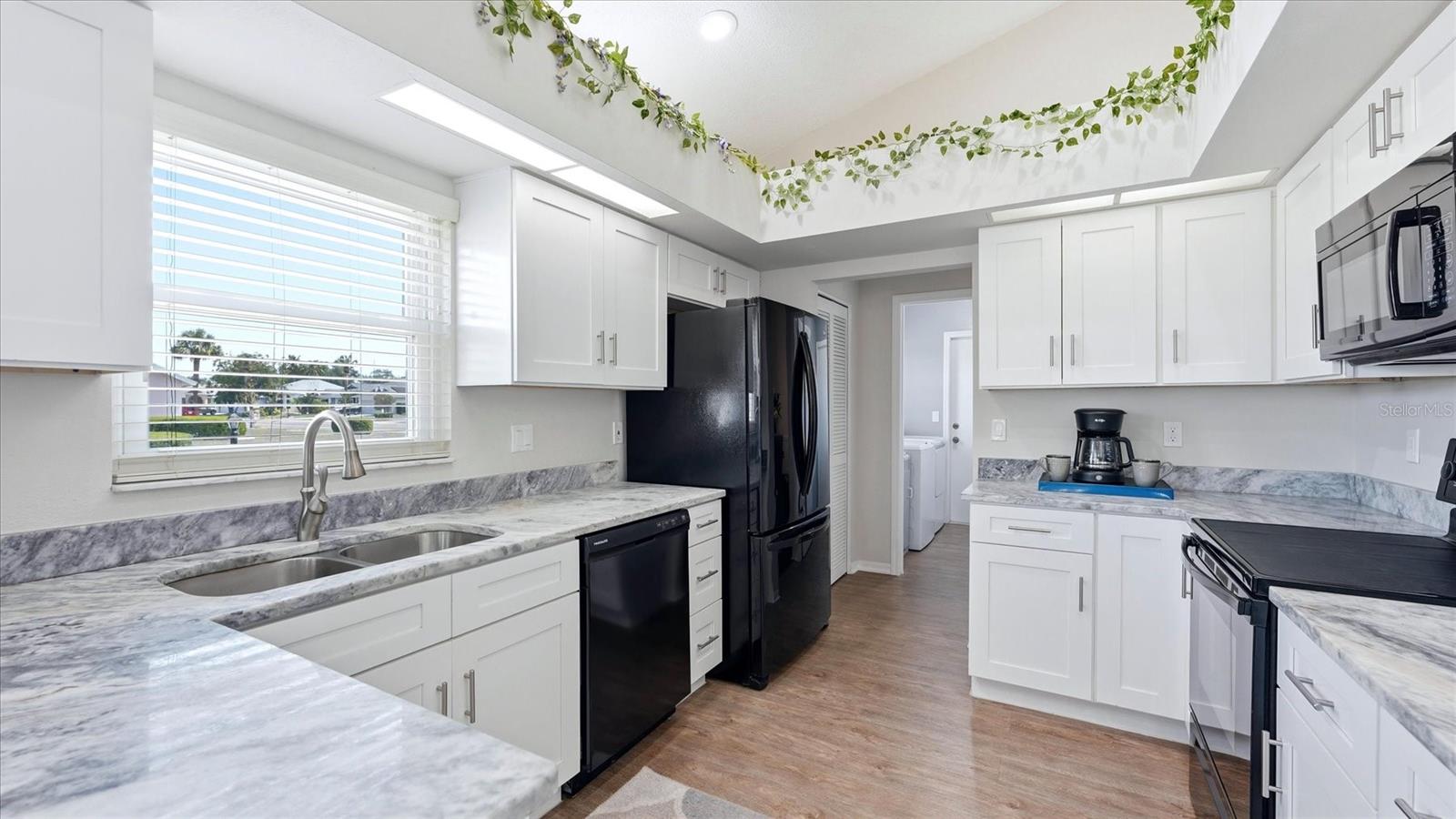 1834 E DEL WEBB BLVD, SUN CITY CENTER, FL, 33573