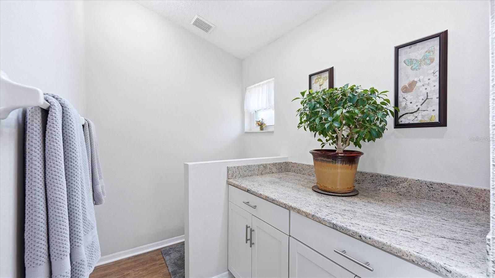 1834 E DEL WEBB BLVD, SUN CITY CENTER, FL, 33573