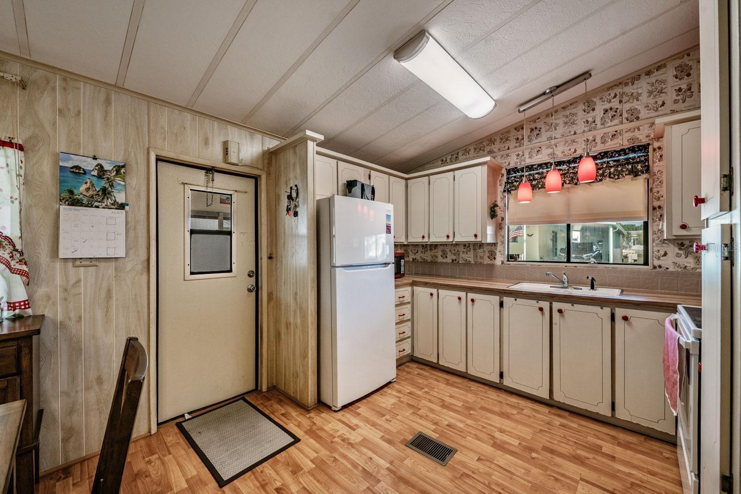 7047 EL MATADOR ST, ZEPHYRHILLS, FL, 33541