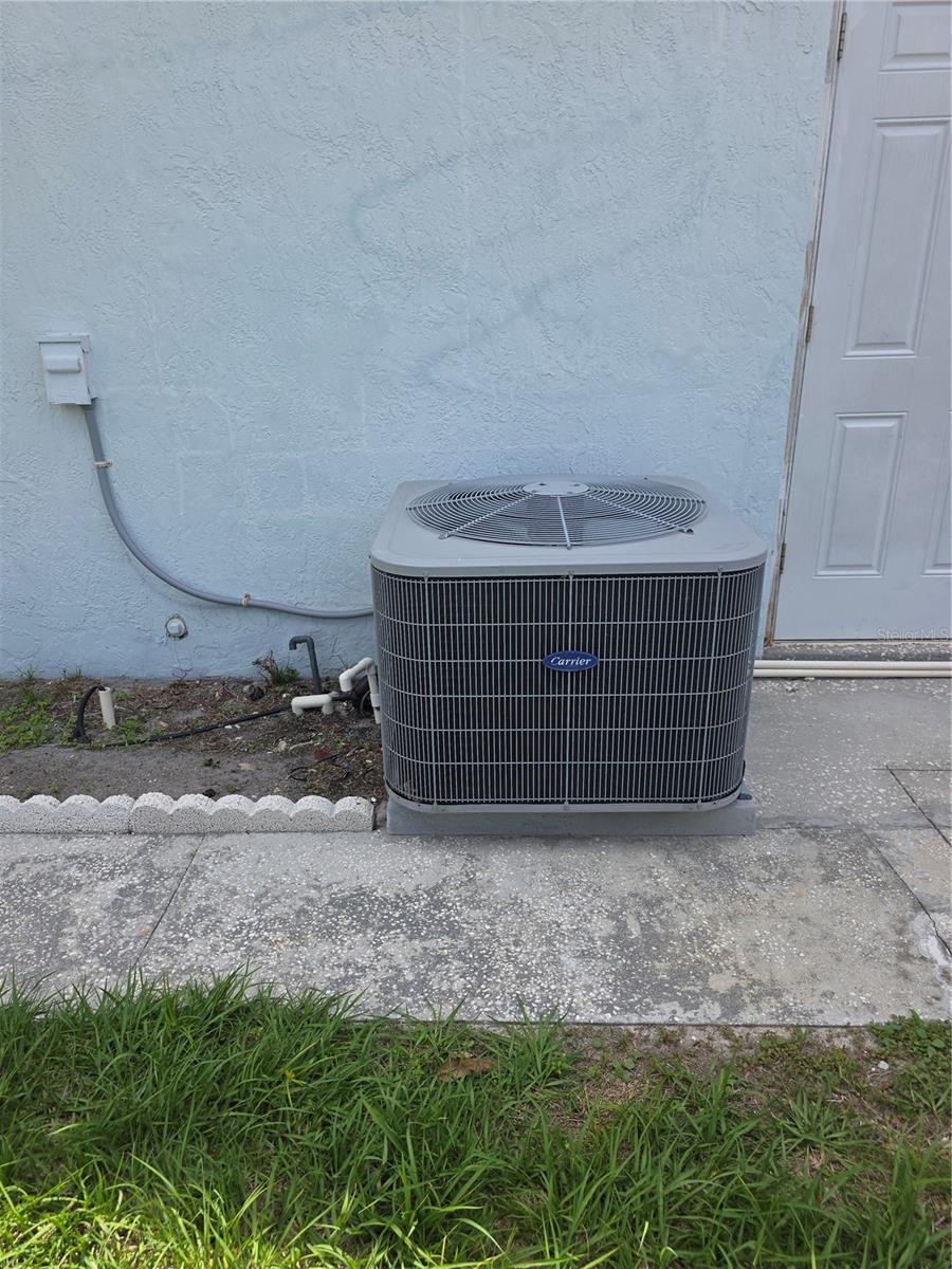 664 MILAN DR, KISSIMMEE, FL, 34758