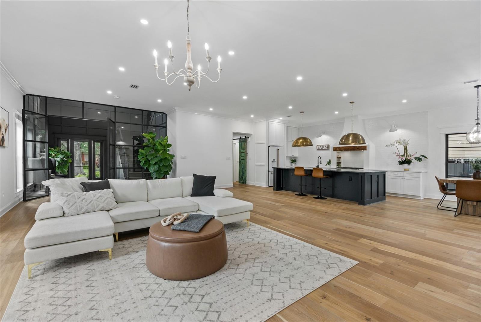 3501 W TACON ST, TAMPA, FL, 33629