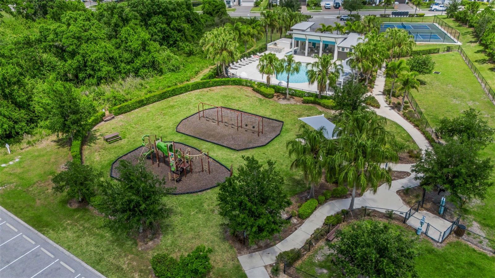 11610 WOODLEAF DR, LAKEWOOD RANCH, FL, 34211