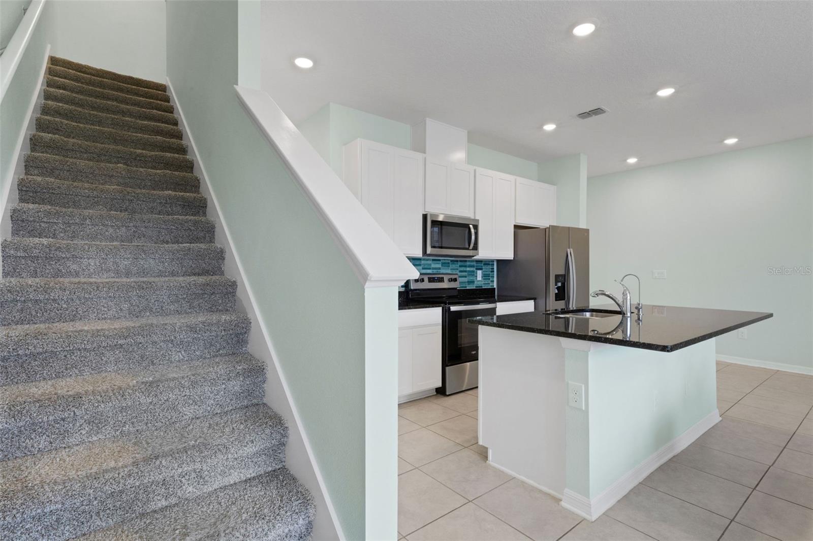11610 WOODLEAF DR, LAKEWOOD RANCH, FL, 34211