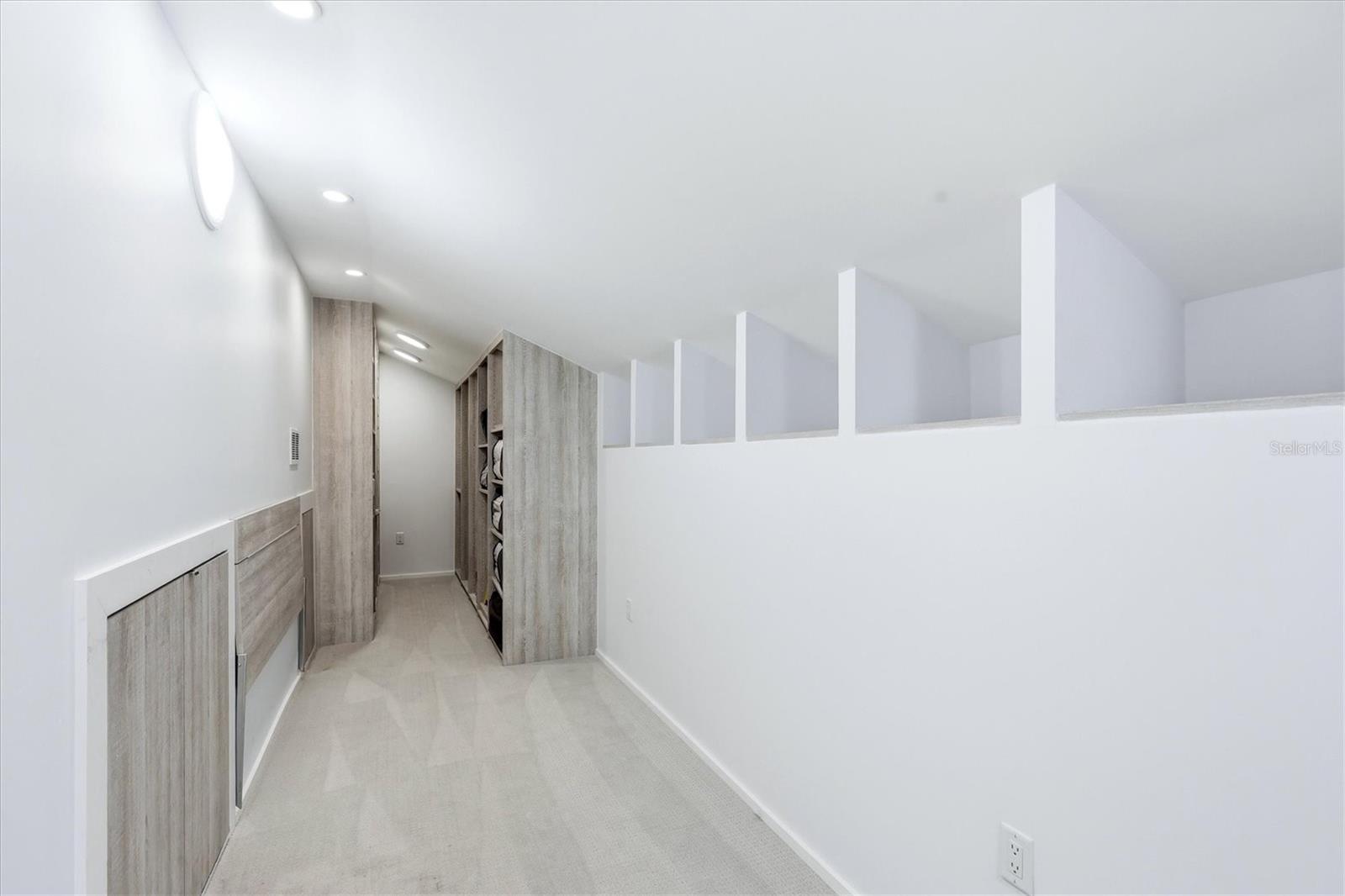 3694 GLEN OAKS MANOR DR, SARASOTA, FL, 34232