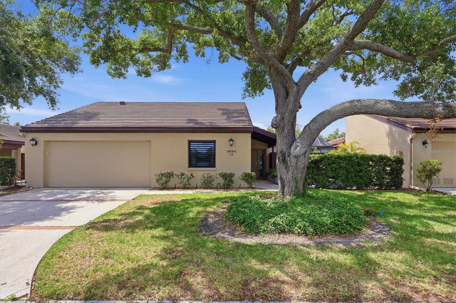 3694 GLEN OAKS MANOR DR, SARASOTA, FL, 34232