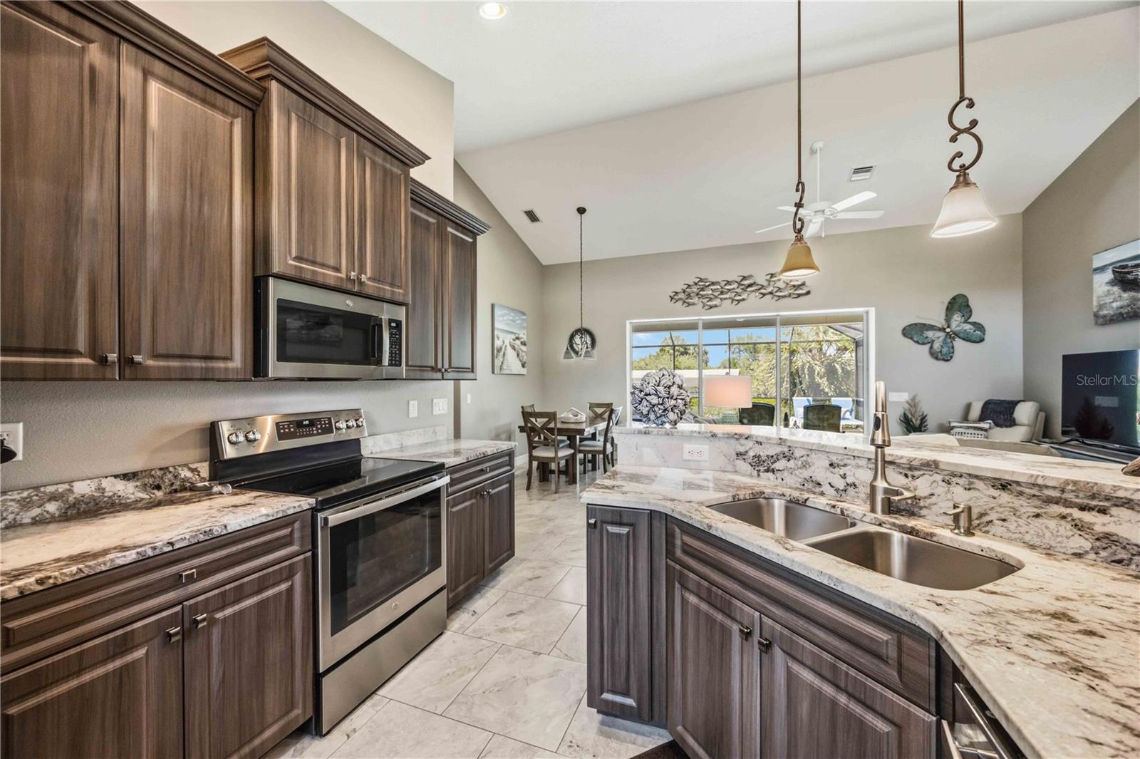 18042 PETOSKEY CIR, PORT CHARLOTTE, FL, 33948