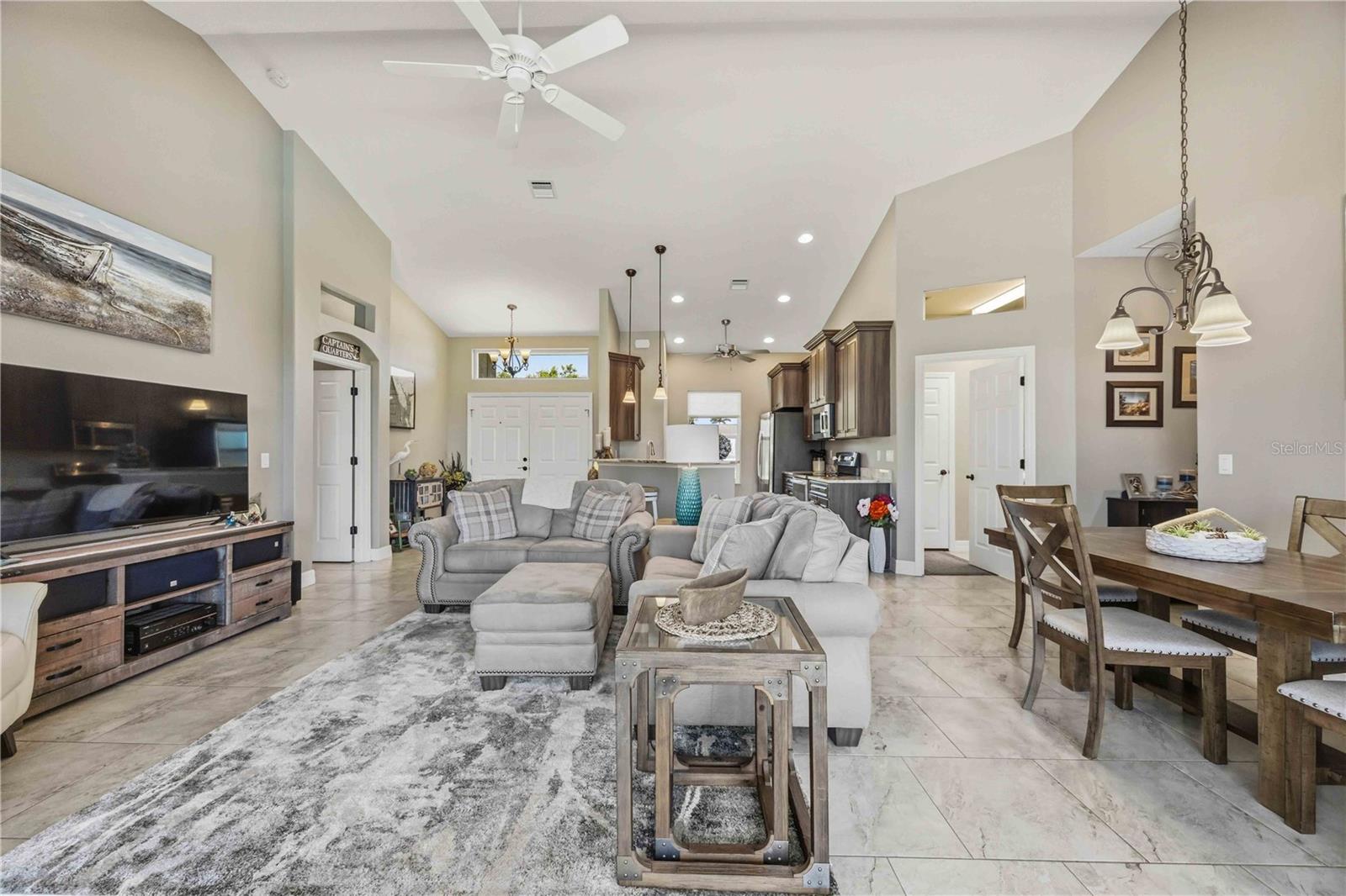 18042 PETOSKEY CIR, PORT CHARLOTTE, FL, 33948