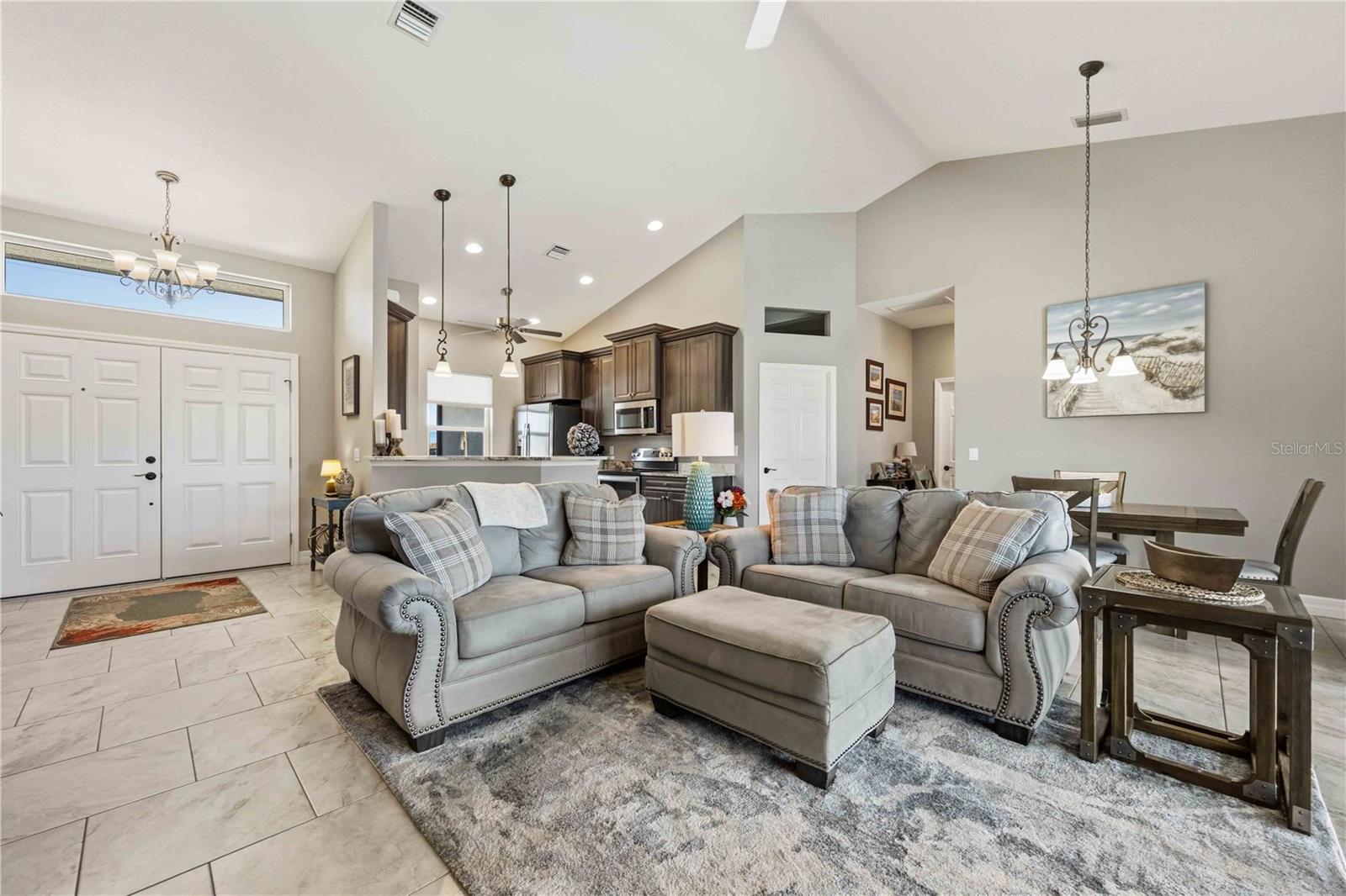 18042 PETOSKEY CIR, PORT CHARLOTTE, FL, 33948