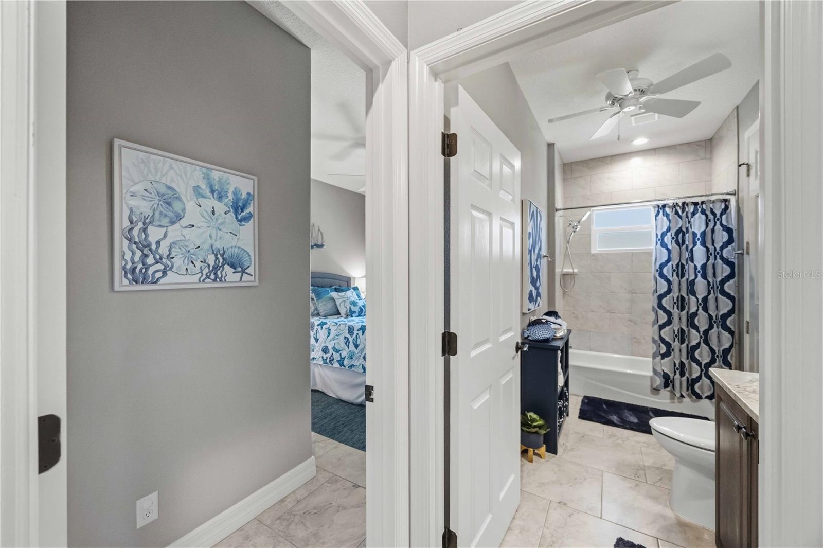 18042 PETOSKEY CIR, PORT CHARLOTTE, FL, 33948