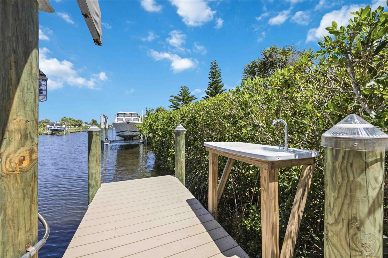 18042 PETOSKEY CIR, PORT CHARLOTTE, FL, 33948