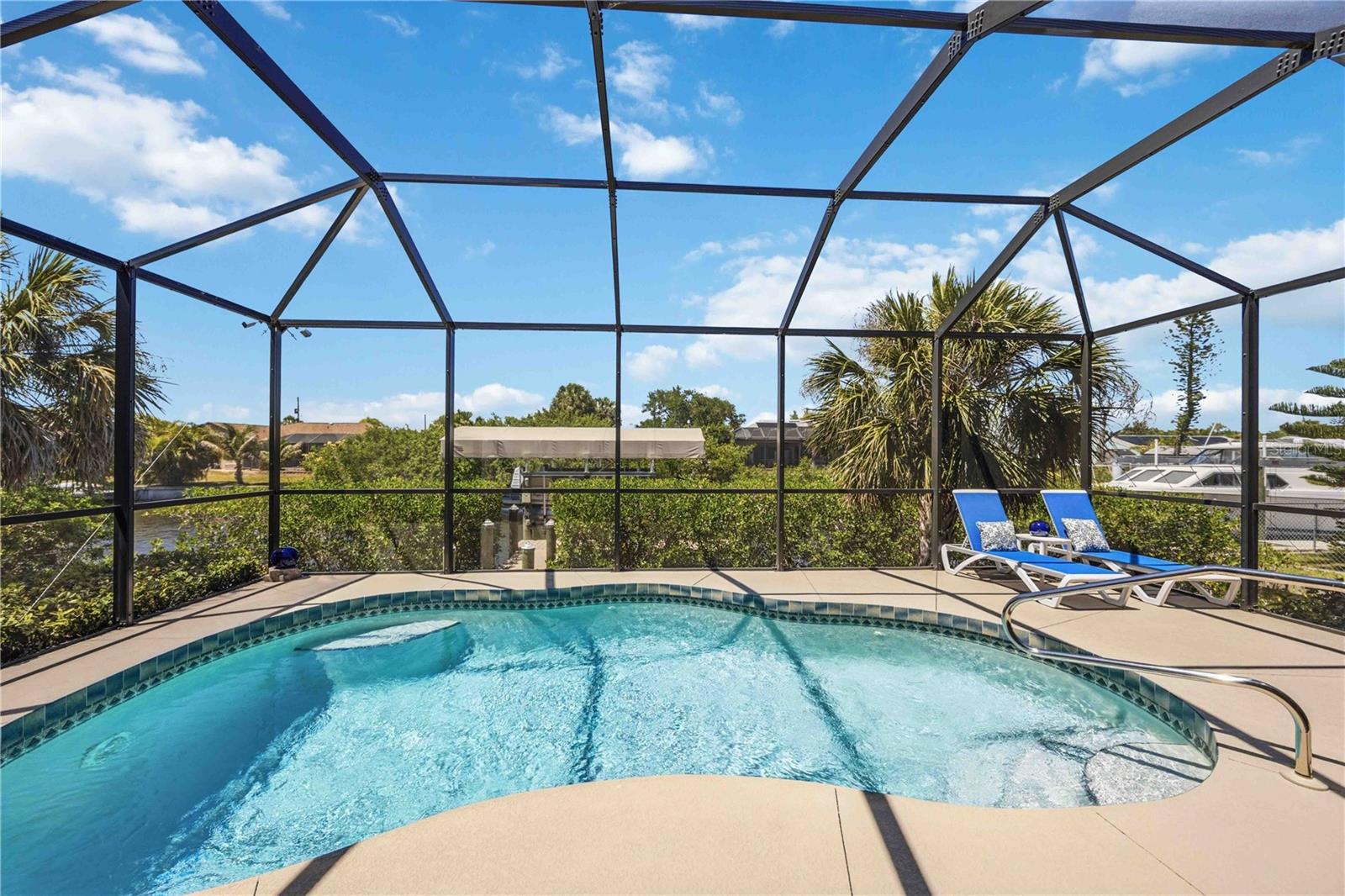 18042 PETOSKEY CIR, PORT CHARLOTTE, FL, 33948
