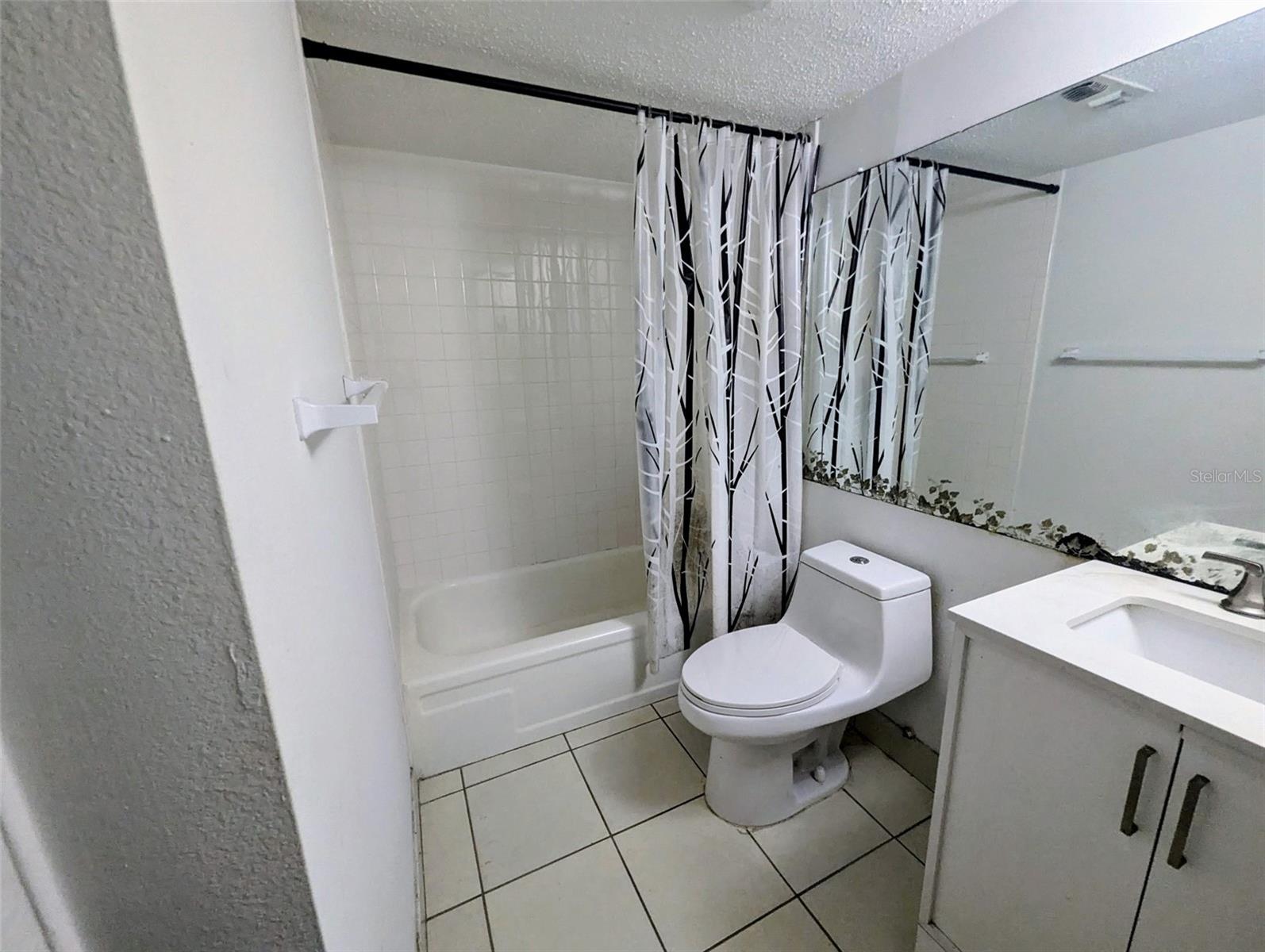 2366 E MALL DR #313, FORT MYERS, FL, 33901