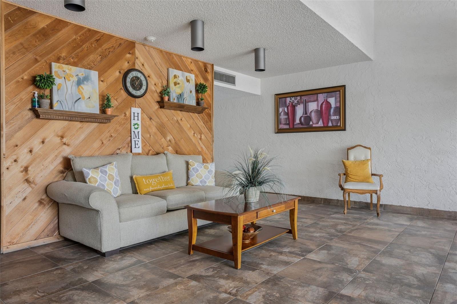 2587 COUNTRYSIDE BLVD #6313, CLEARWATER, FL, 33761