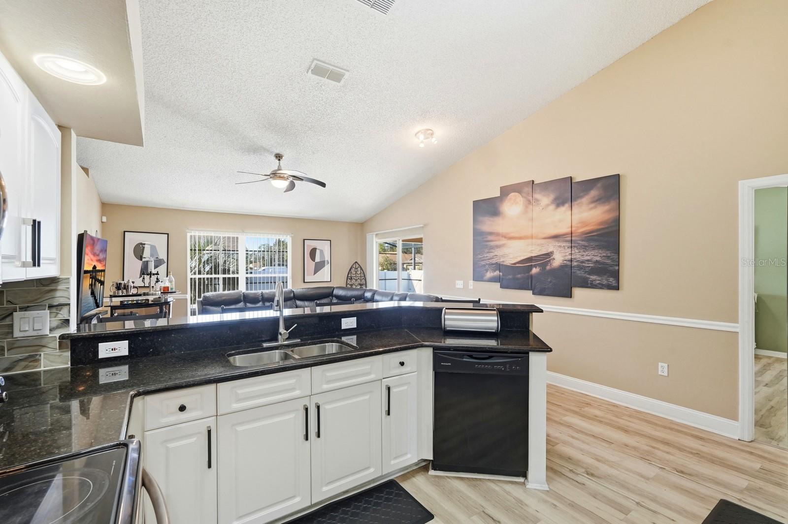 1909 MONTEBELLO AVE, DELTONA, FL, 32738