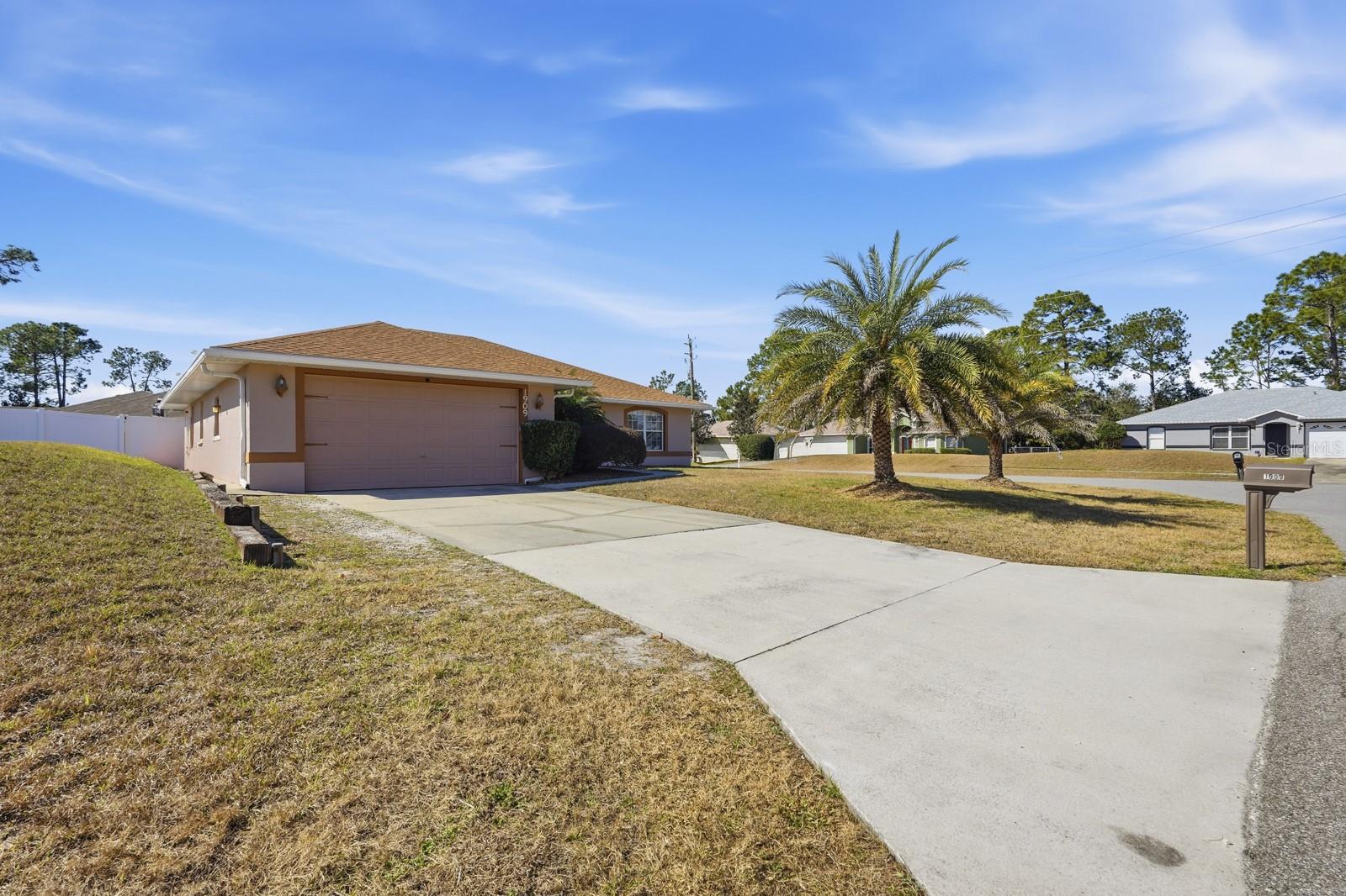 1909 MONTEBELLO AVE, DELTONA, FL, 32738