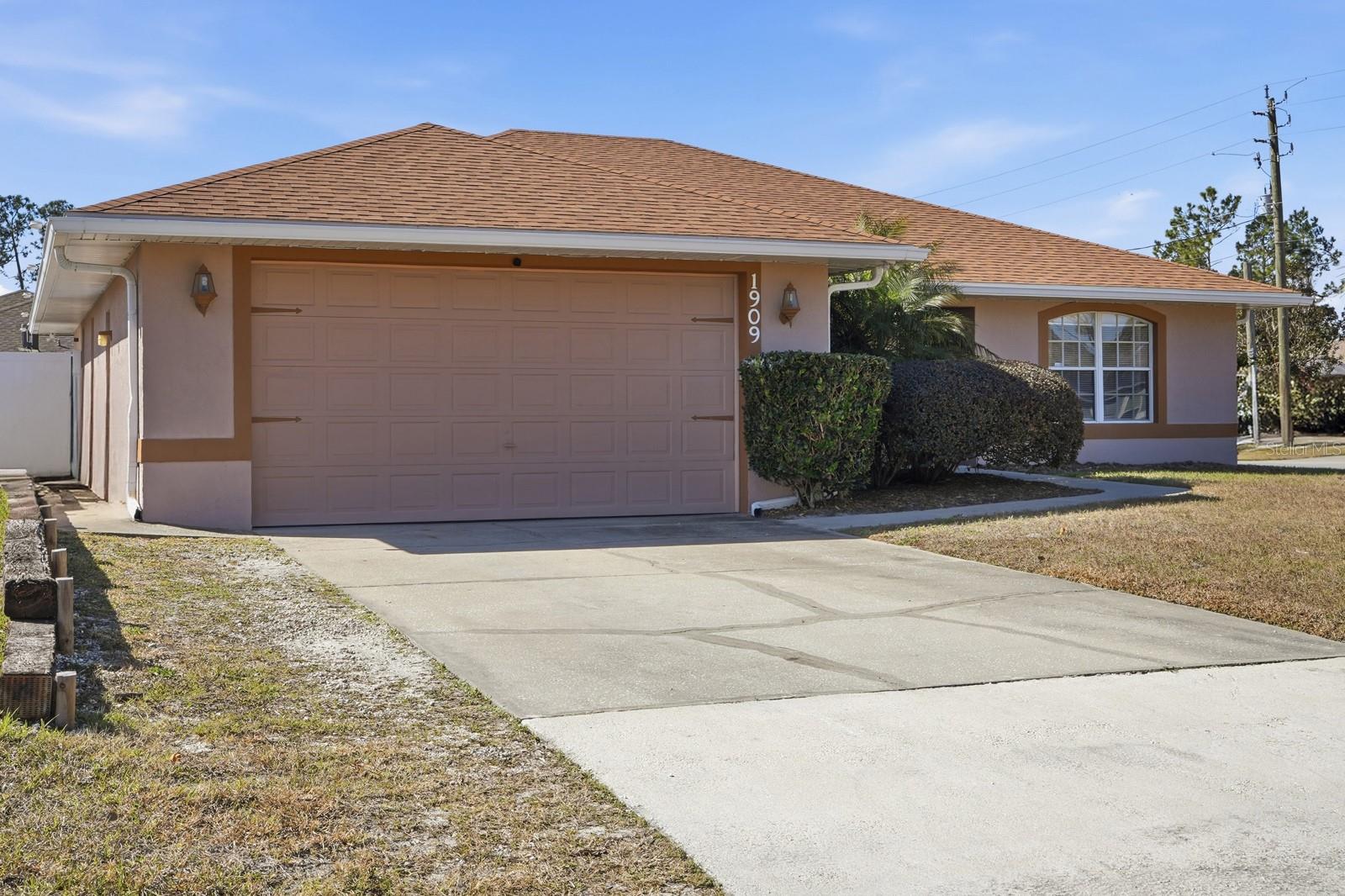 1909 MONTEBELLO AVE, DELTONA, FL, 32738